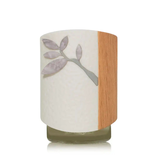 Dogwood ScentPlug® Diffuser with Light ScentPlug® Diffuser